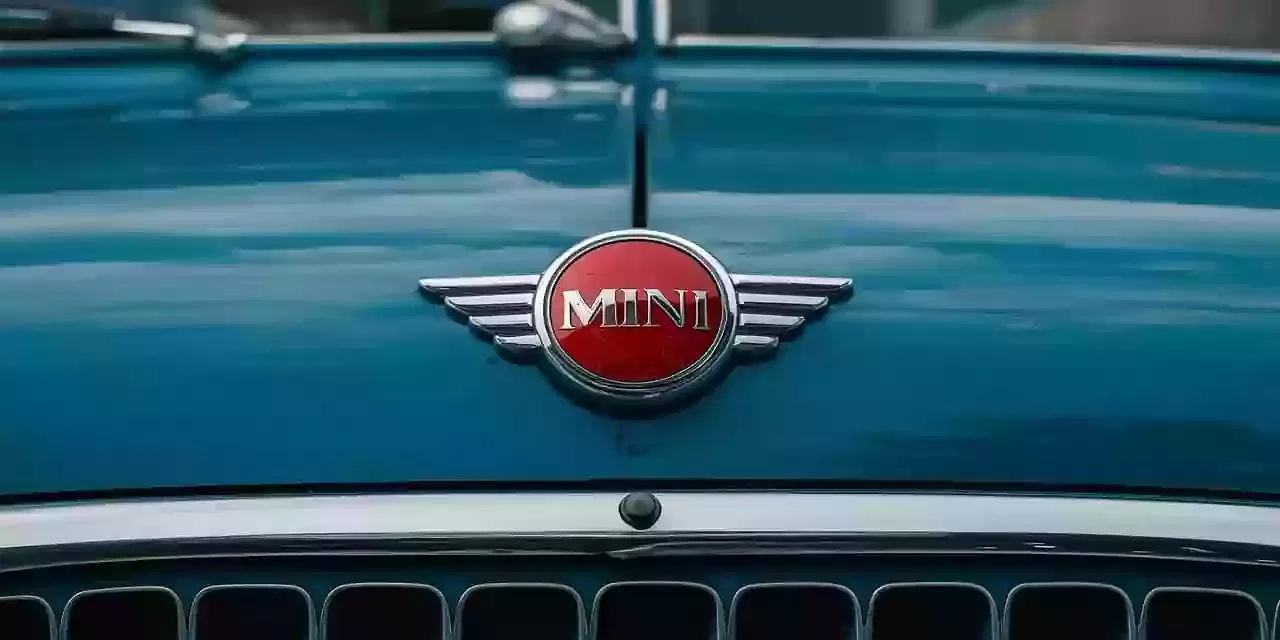 Yeni Mini Cooper 5 Kapılı Tasarımıyla Geliyor